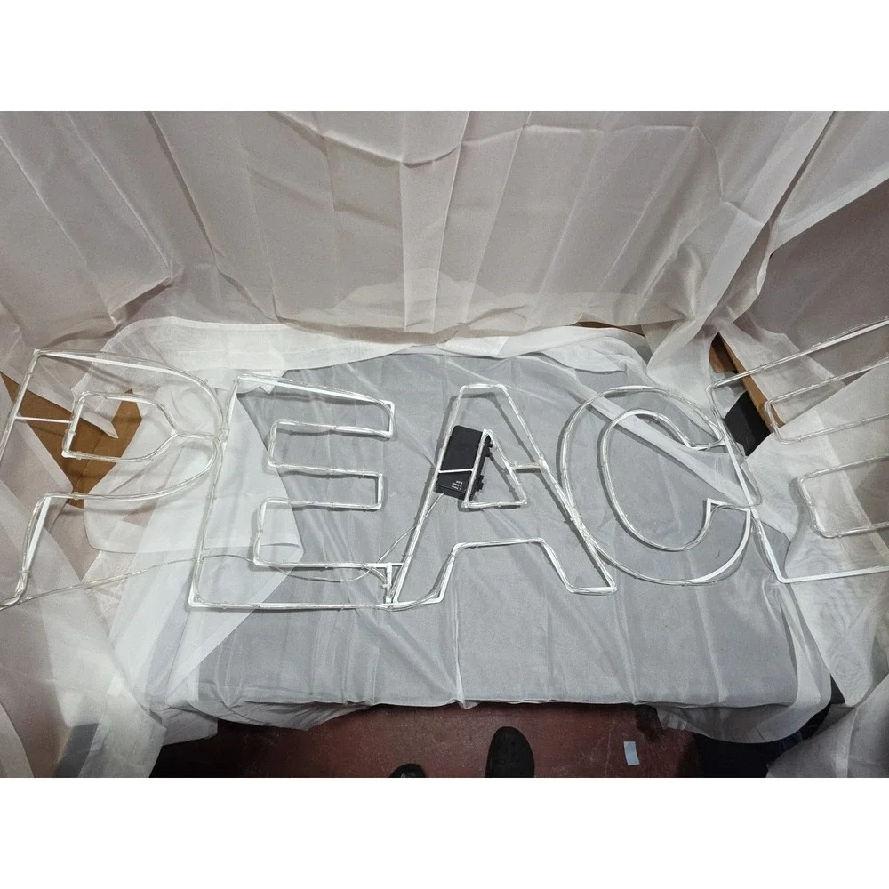 Mr Christmas Light Up LED Peace Sign large 52×14